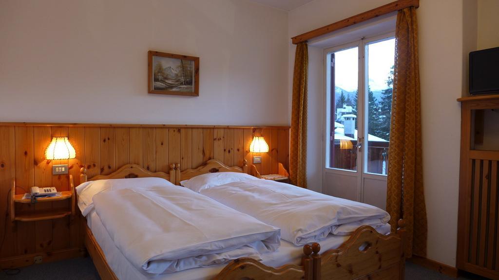 Hotel Bellaria - Cortina dʼAmpezzo Chambre photo