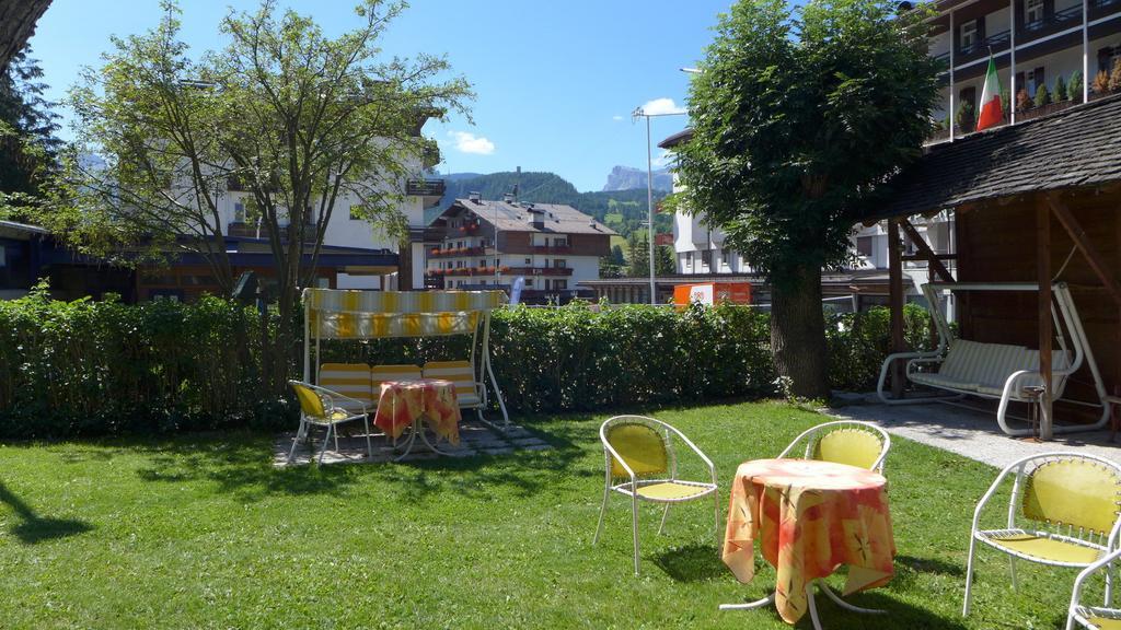 Hotel Bellaria - Cortina dʼAmpezzo Extérieur photo